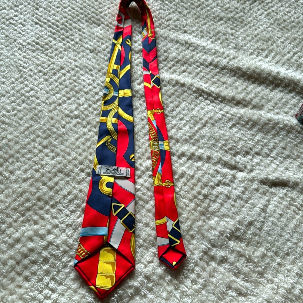 Rare!HERMÈS Red Royal Silk Tie FRANCE 58”/ 3.5" EC